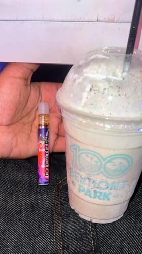 Customer photo review of Pine Park Strawberry Z Rosin Disposable