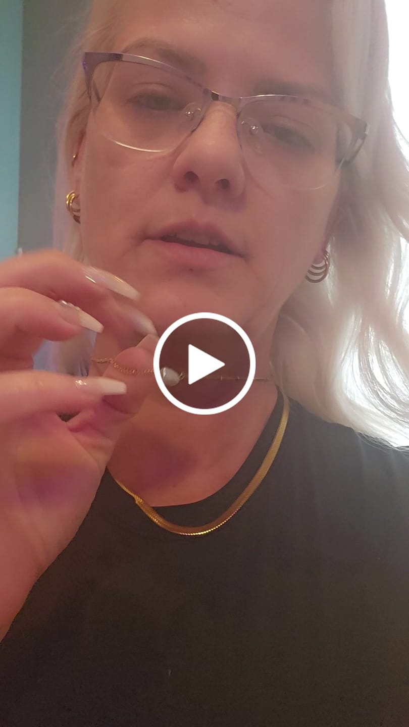 Customer video review of Helios Pearl Necklace (Bundle)