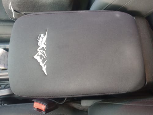 Customer photo review of Embroidered Center Console Armrest Cover "Jeep Mountain"