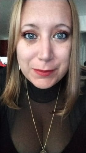 Customer photo review of Piercing au nez Manel