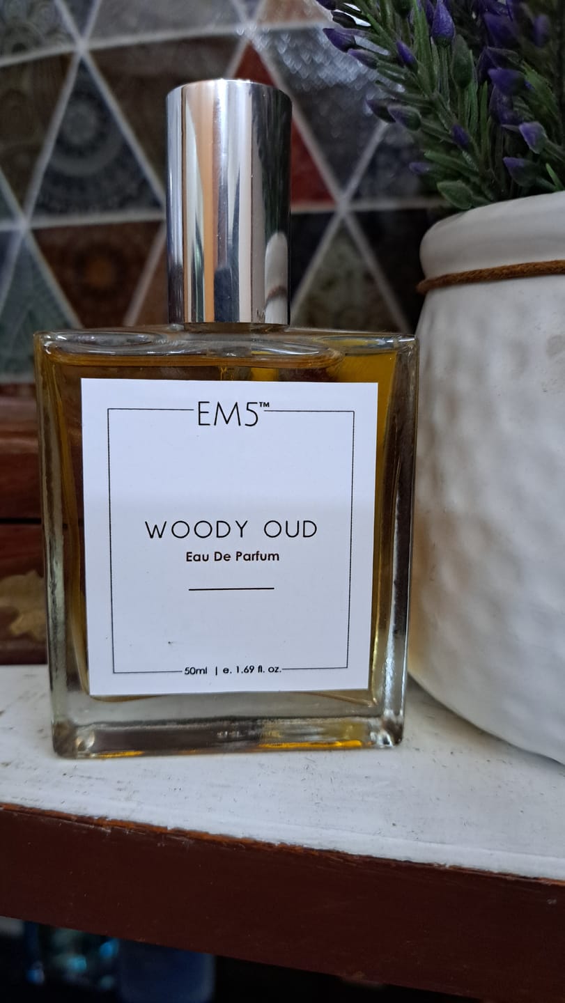 Customer photo review of Woody Oud | Eau De Parfum