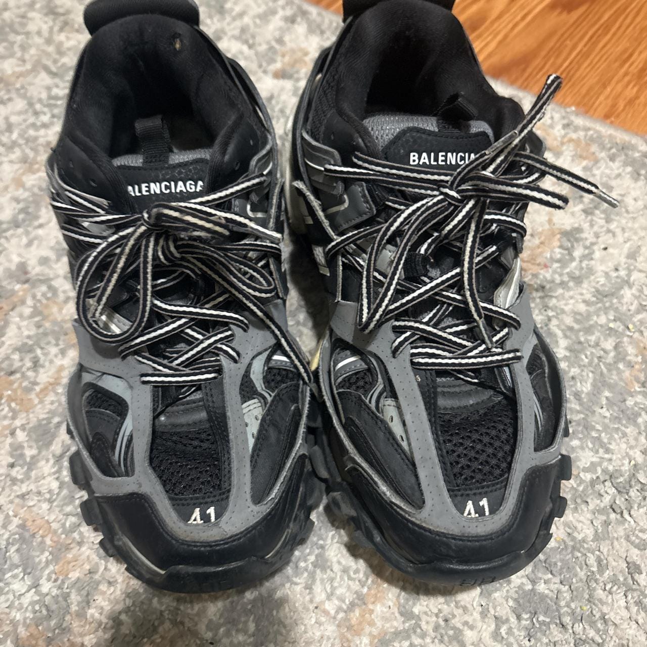Customer photo review of BALENCIAGA RUNNER x MULTICOLORED