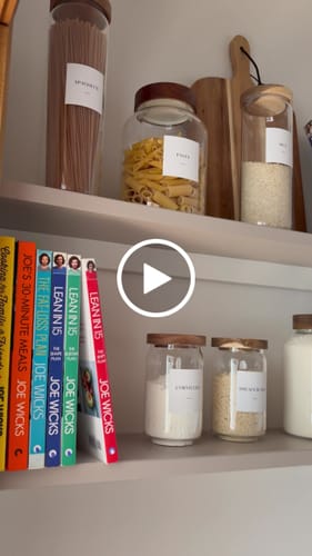 Customer video review of Create your own labels! Classic Personalised White Pantry Labels 6 CM x 6 CM