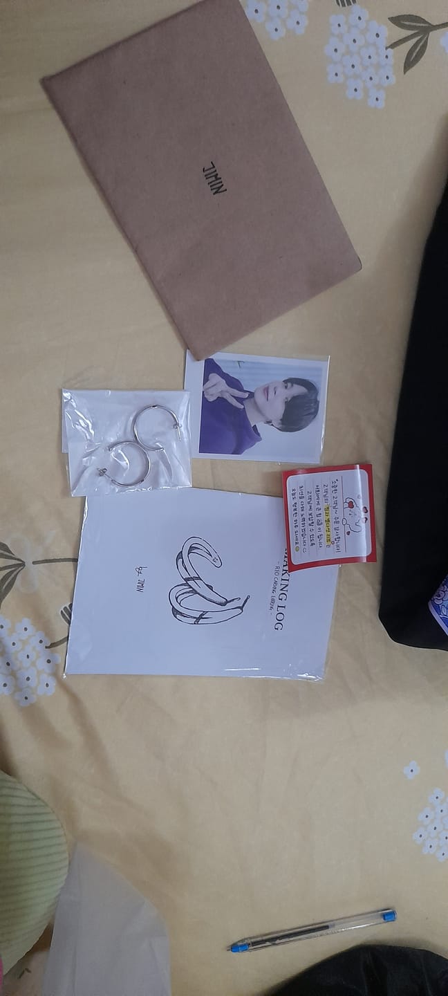 Customer photo review of BTS Jimin Red Carving Earrings