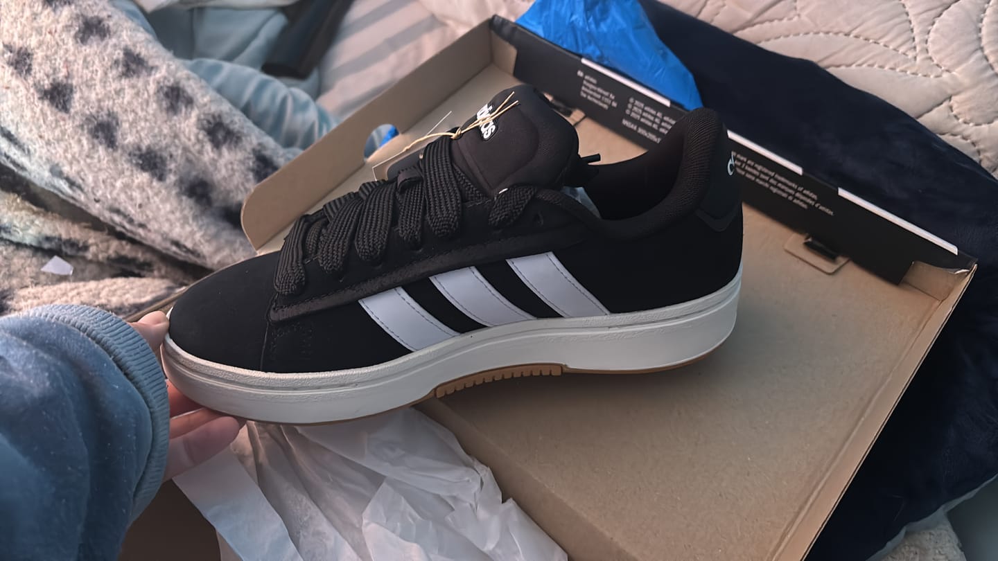 Customer photo review of Zapatillas Adidas Grand Court Alpha 00S Sue Mujer Negro