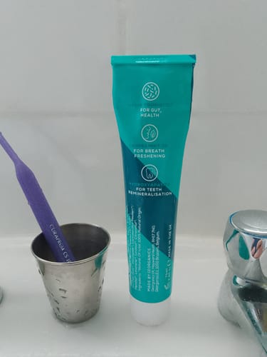 Customer photo review of NEW - Prebiotics & Probiotics Toothpaste - Fluoride Free