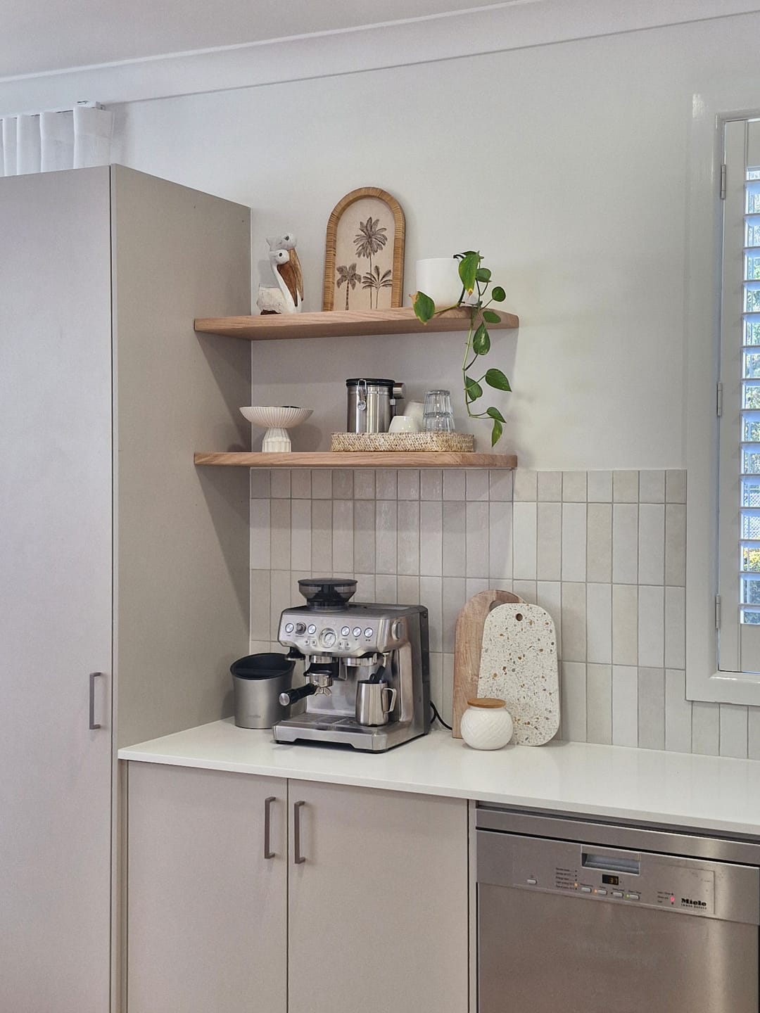 Customer photo review of Curved Floating Shelf