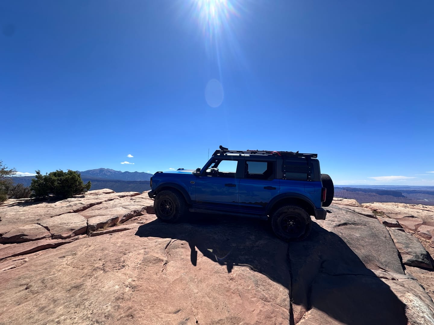 Customer photo review of Modular Roof Rack For The Ford Bronco 4-Door