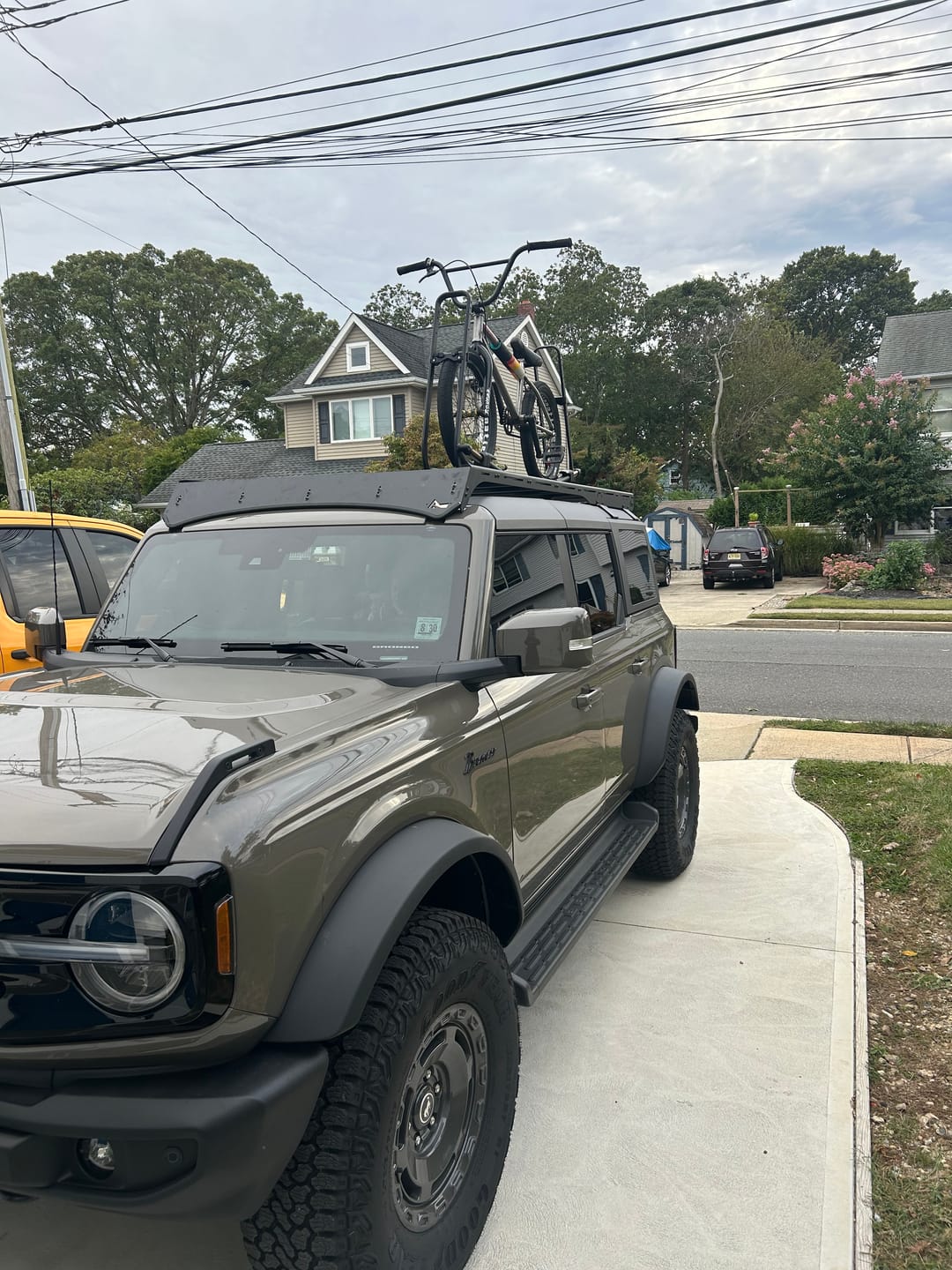 Customer photo review of Modular Roof Rack For The Ford Bronco 4-Door