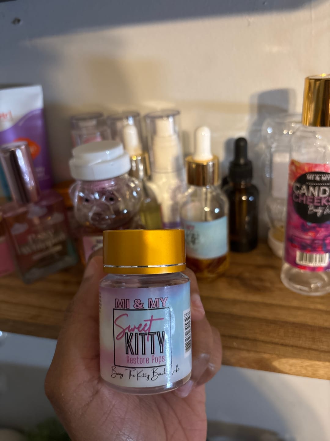Customer photo review of Sweet Kitty Restore Pops