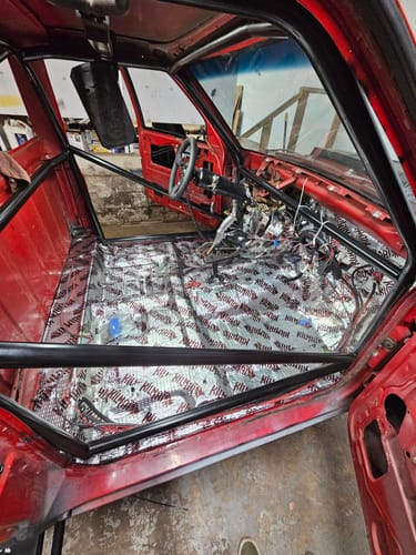 Customer photo review of 1st Gen 82-93 S-10/ Blazer 8.50 Cage Kit
