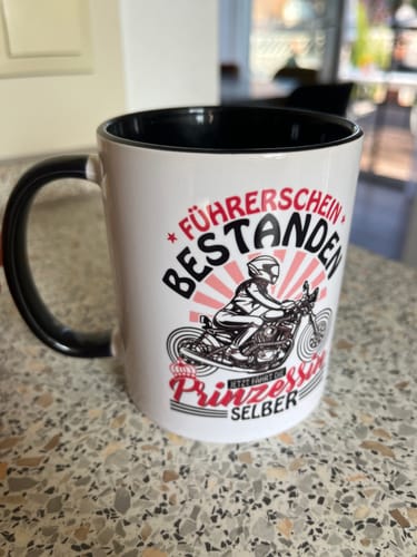 Customer photo review of Motorrad Führerschein Bestanden Frauen Tasse Geschenk Führerscheinprüfung Bestanden Geschenkidee Mädchen Kaffee-Becher