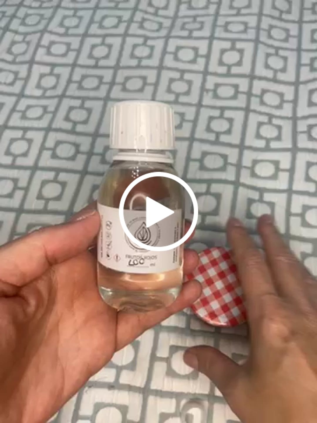 Customer video review of Fragancia FRUTOS ROJOS
