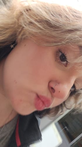 Customer photo review of Piercing au nez Anne