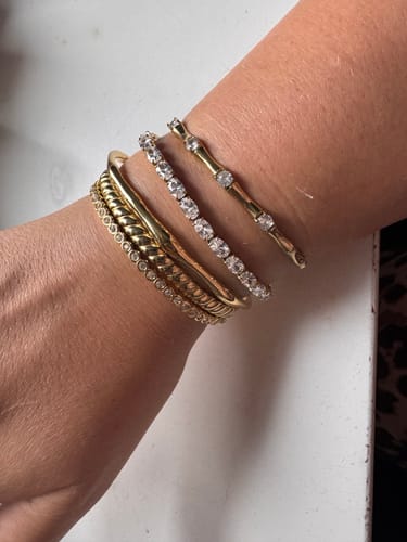 Customer photo review of Oval Tennis Bracelet