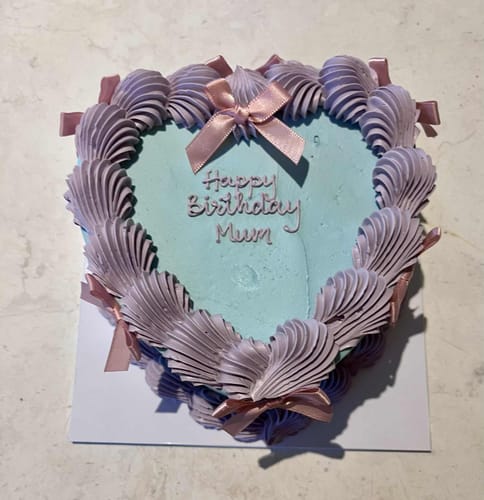 Customer photo review of clara