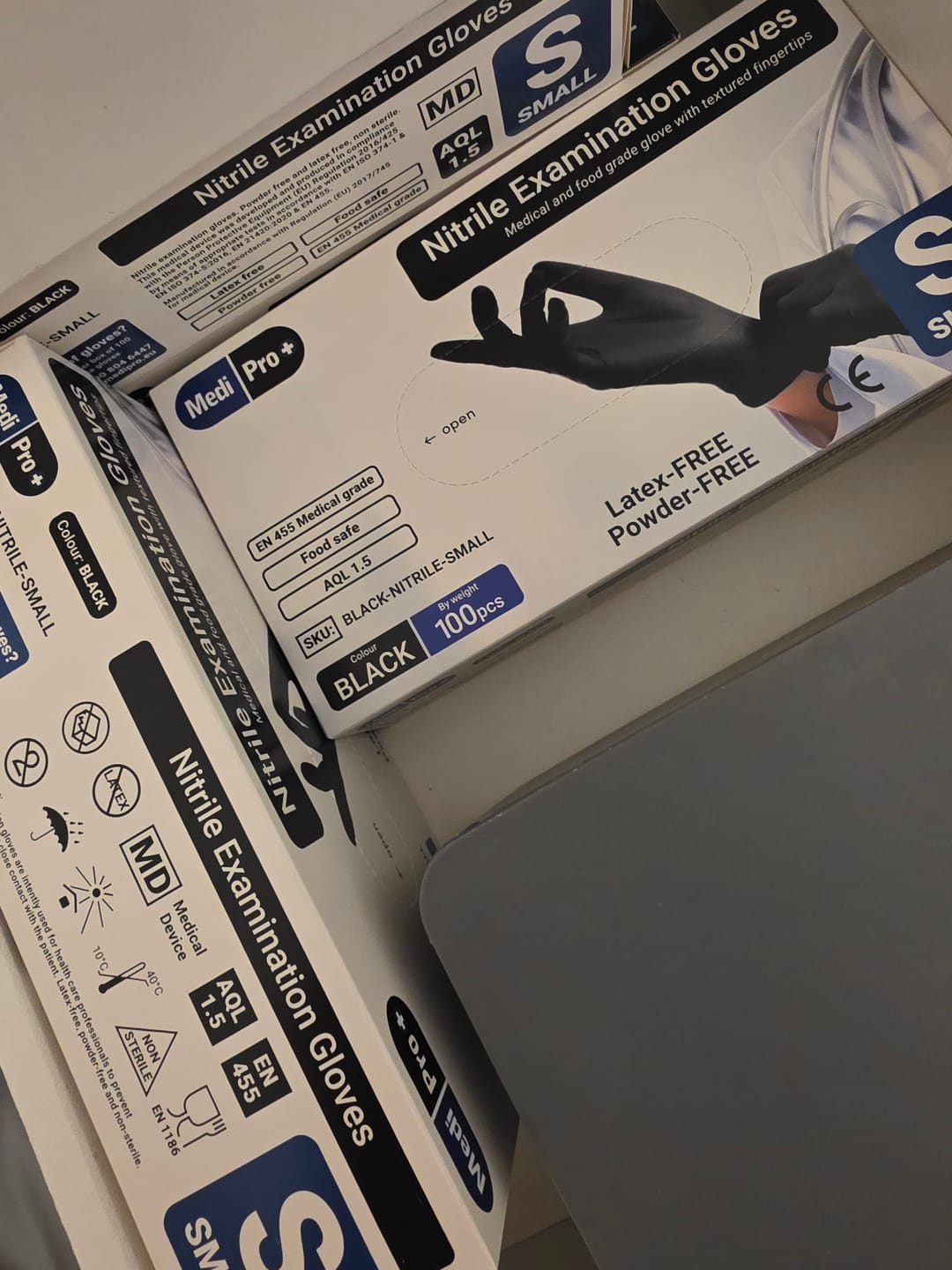 Customer photo review of MediPro Black Nitrile Gloves - Box of 100 - Small
