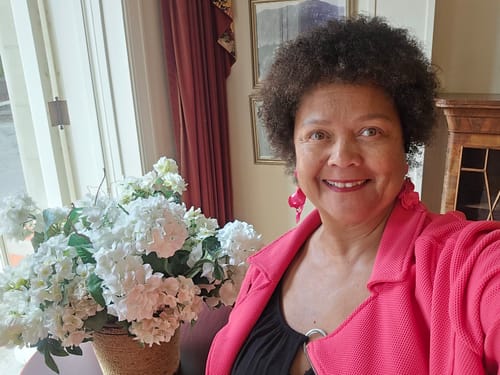 Customer photo review of SHAPE 4-IN-1 STYLING CREAM