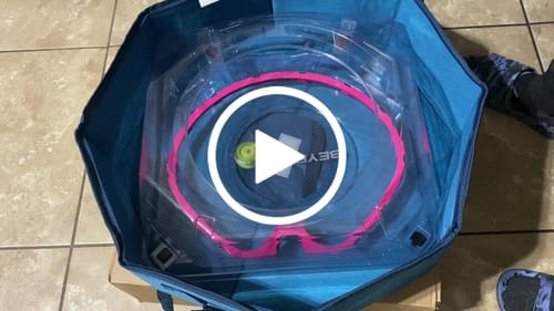 Customer video review of Takara Tomy Beyblade X CX-04 Battle Entry Set