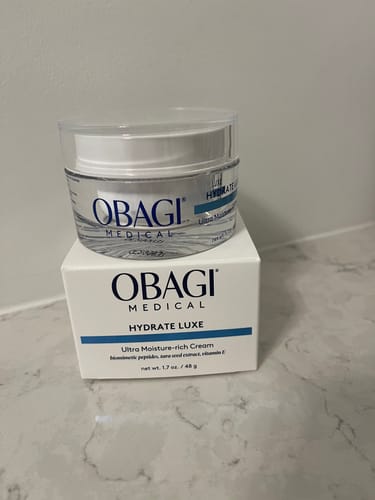 Customer photo review of Obagi Hydrate Luxe