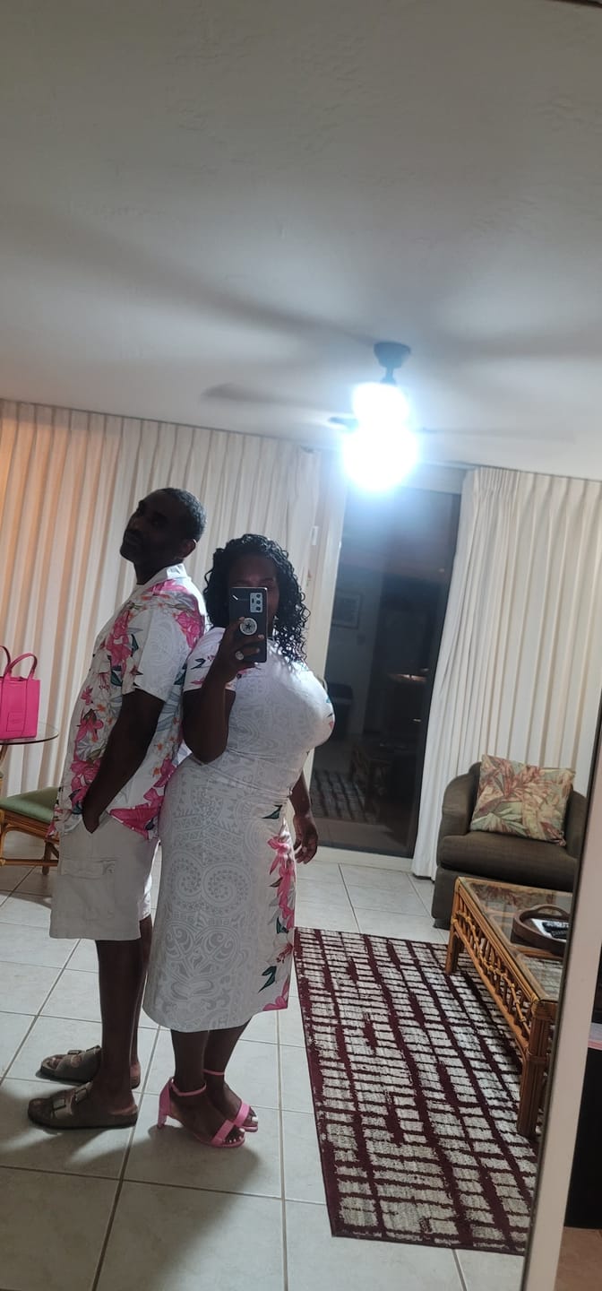 Customer photo review of Hawaii Tropical Leaves and Flowers Couples Matching Short Sleeve Bodycon Dress and Hawaiian Shirt Tribal Polynesian Pattern White Style LT03
