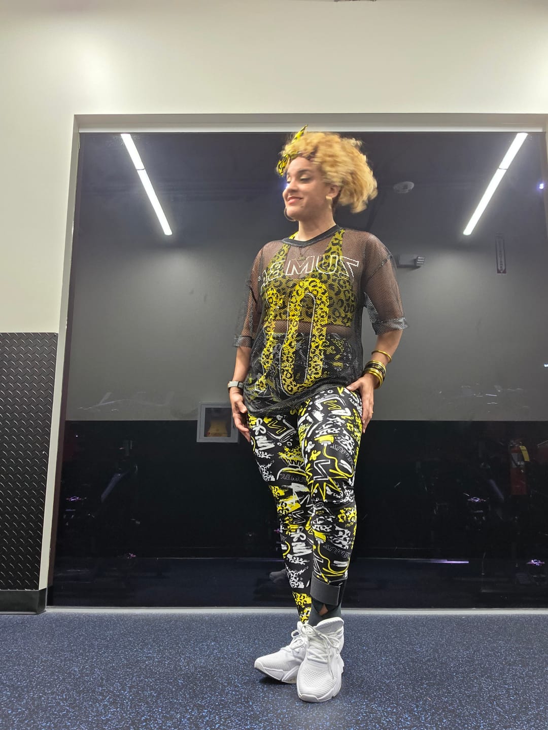 Customer photo review of Sizzlin' High Waisted Ankle Leggings