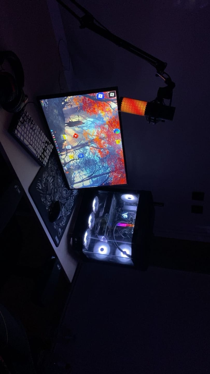 Customer photo review of WLMouse Ying75 CF Klavye (Manyetik Switch / HE)