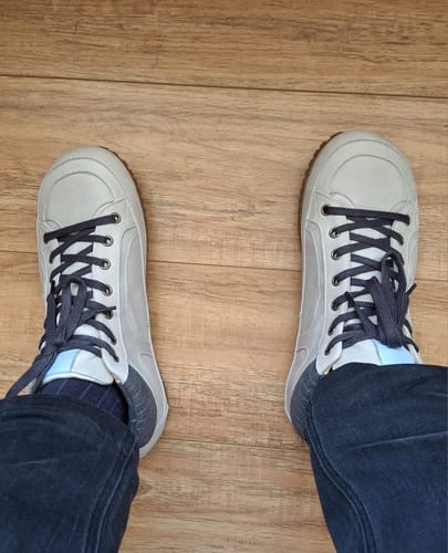 Customer photo review of Zapatilla B1. Gris