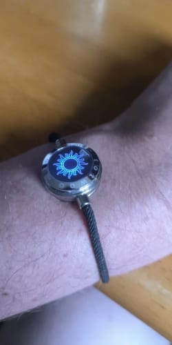 Customer photo review of Long-distance bracelets Light + Vibration