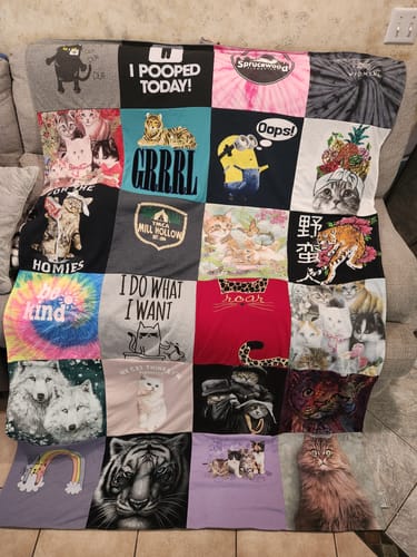 Customer photo review of Premium T Shirt Quilt