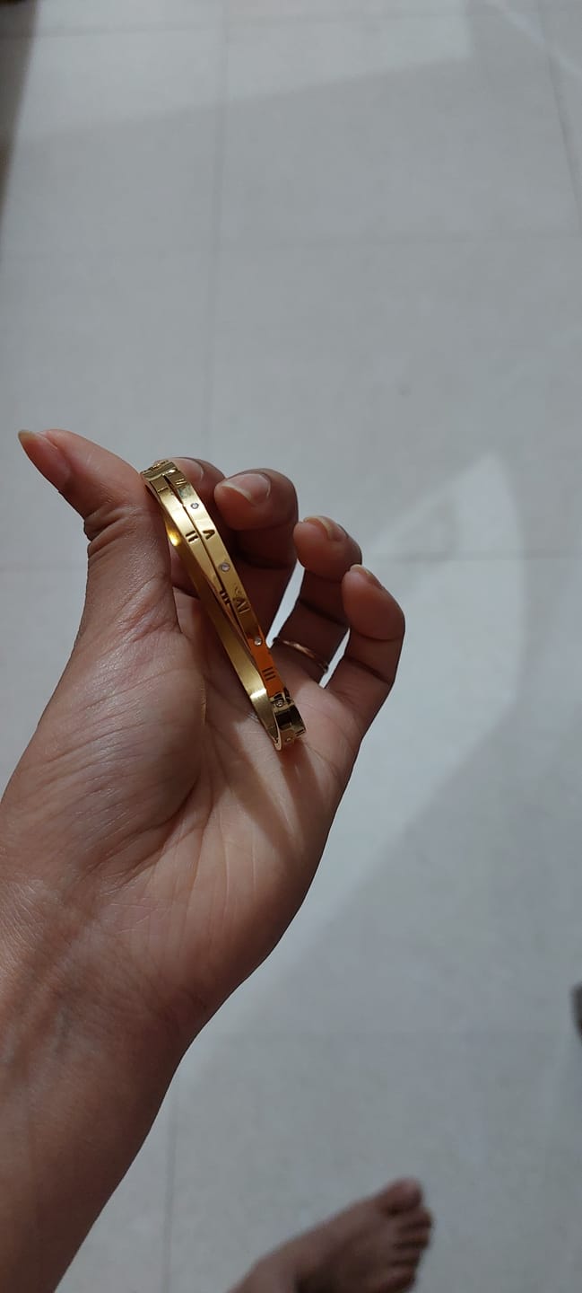 Customer photo review of Roman Tales Bracelet