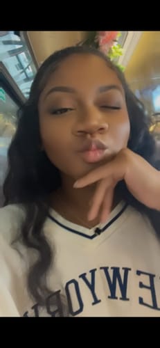 Customer photo review of CurlyMe 3 In 1 Half Wig Kinky Straight Glueless Install Half Wig With Draw-string Beginner Friendly