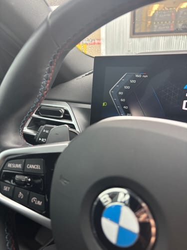 Customer photo review of Smul™ Black Metal Car Diffuser Starter-Kit