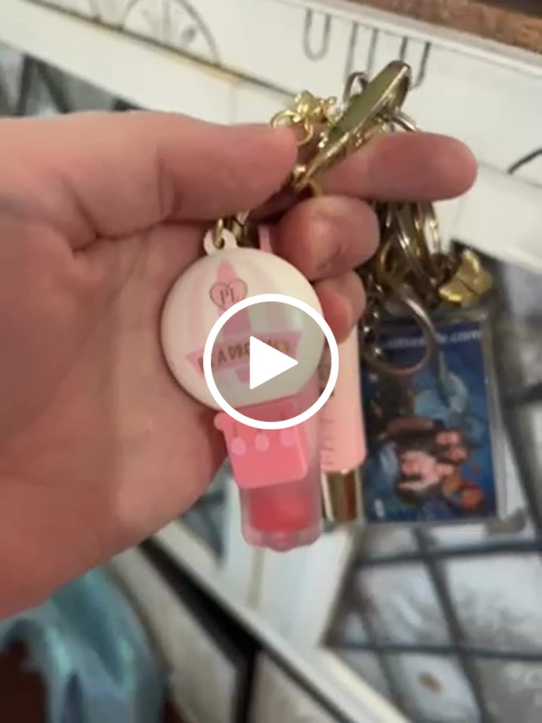 วิดีโอรีวิวจากลูกค้าของ P. Louise You're So Charming Keyring Charms