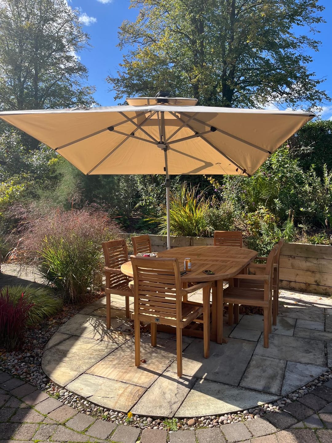 Customer photo review of Extra Thick 4cm Top Teak Oval 180-240cm Garden Furniture Set (with 8 Oxford Stacking Chairs) Cushions Included