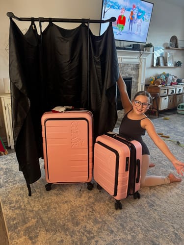 Customer photo review of Journey Station by Glam'r Gear 3-Piece Set - 30"+21"+ a Bonus Case (NEW PRODUCT & CATEGORY)