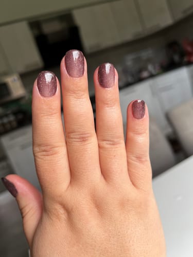 Burcin K. review of UV Gel: Crystal Merlot image 1 out of 1