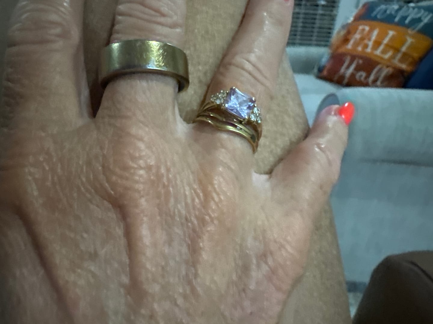 Customer photo review of Populars Ring (Bundle)
