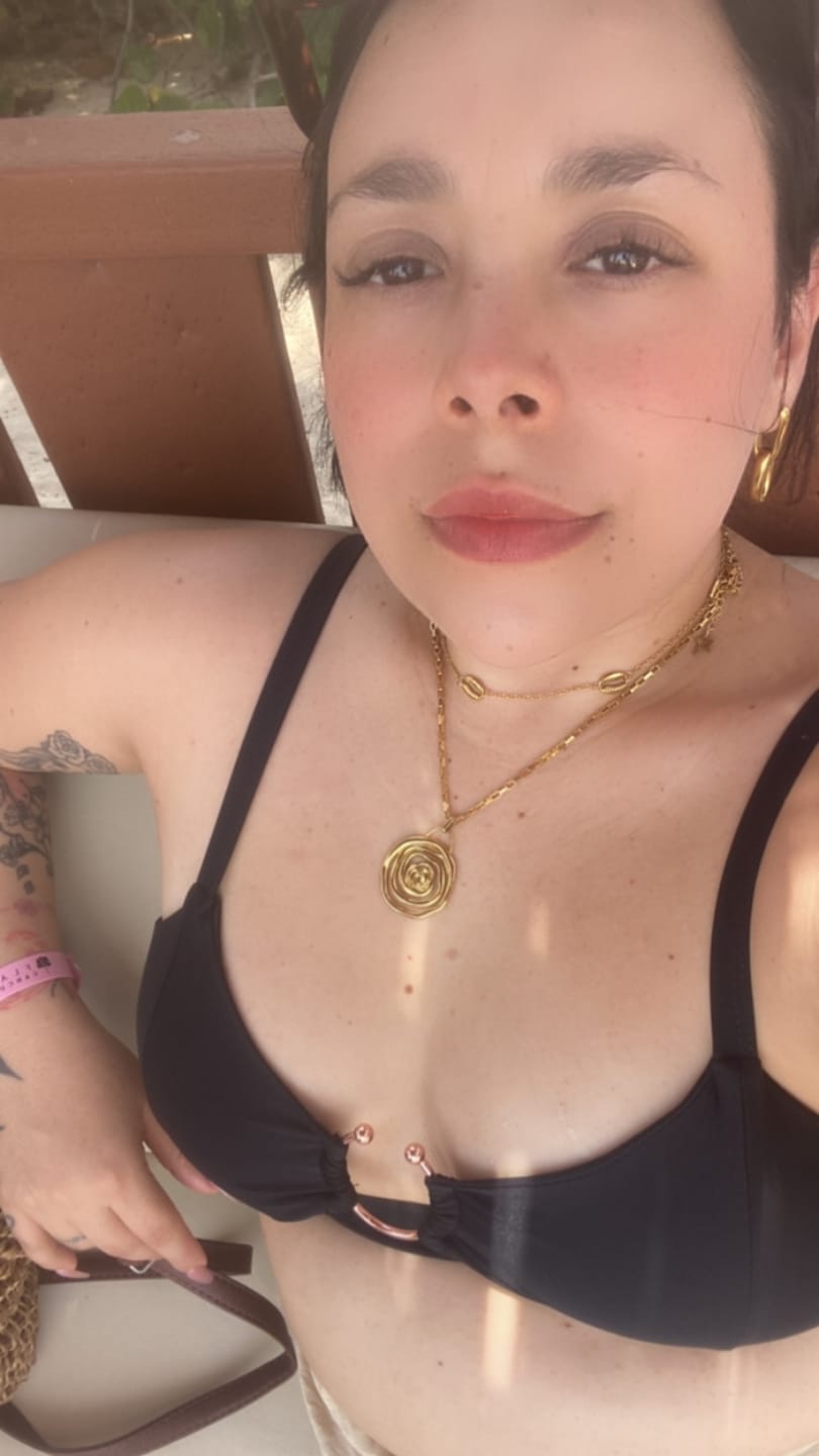 Customer photo review of Collar Blossom