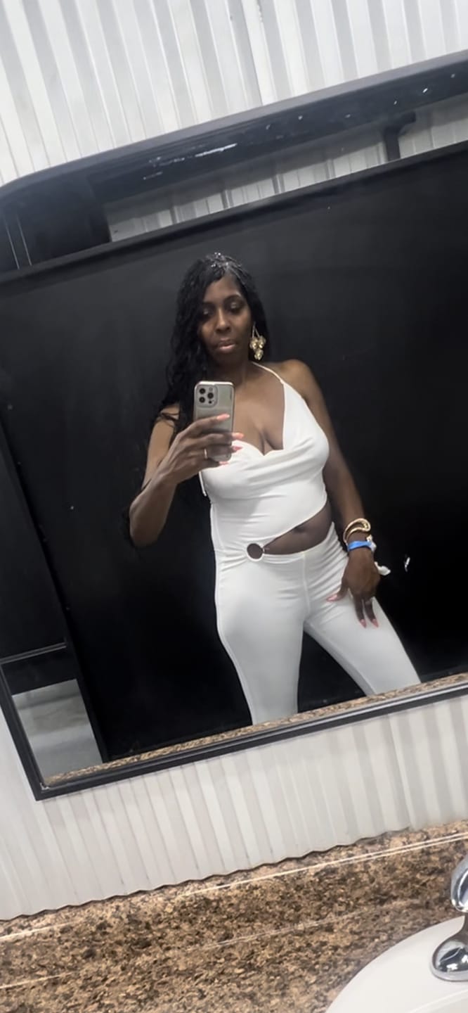 Customer photo review of Shiva O Ring Cut Out Detail Jumpsuit