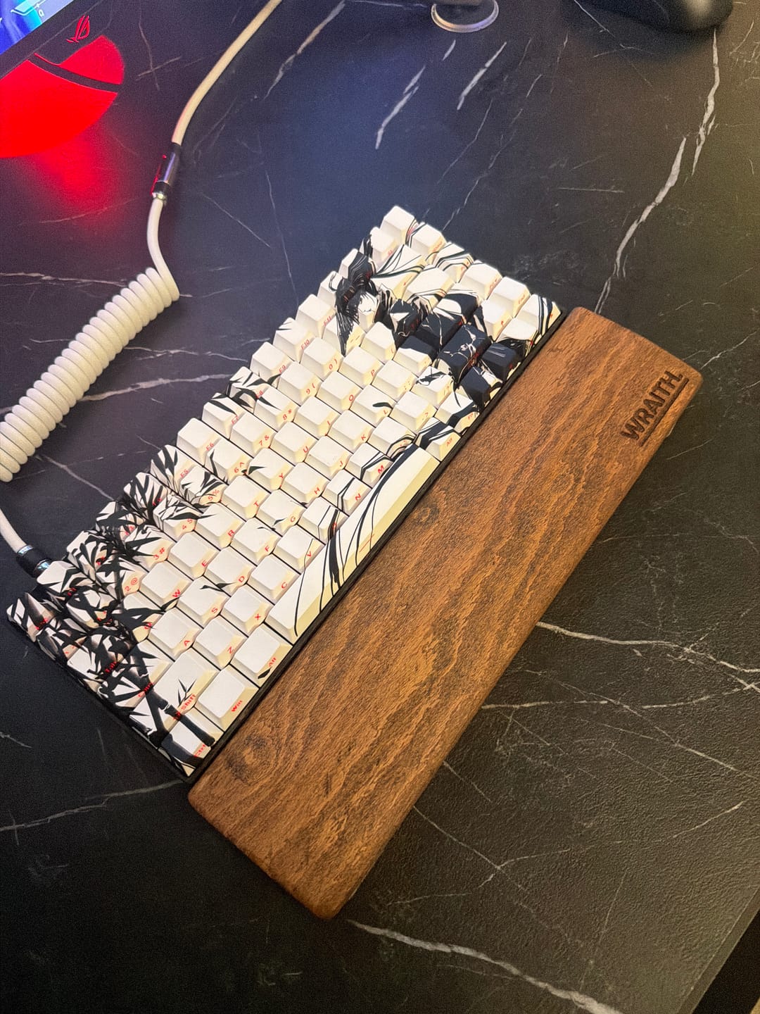 Customer photo review of Wraith Ahşap Bilek Desteği