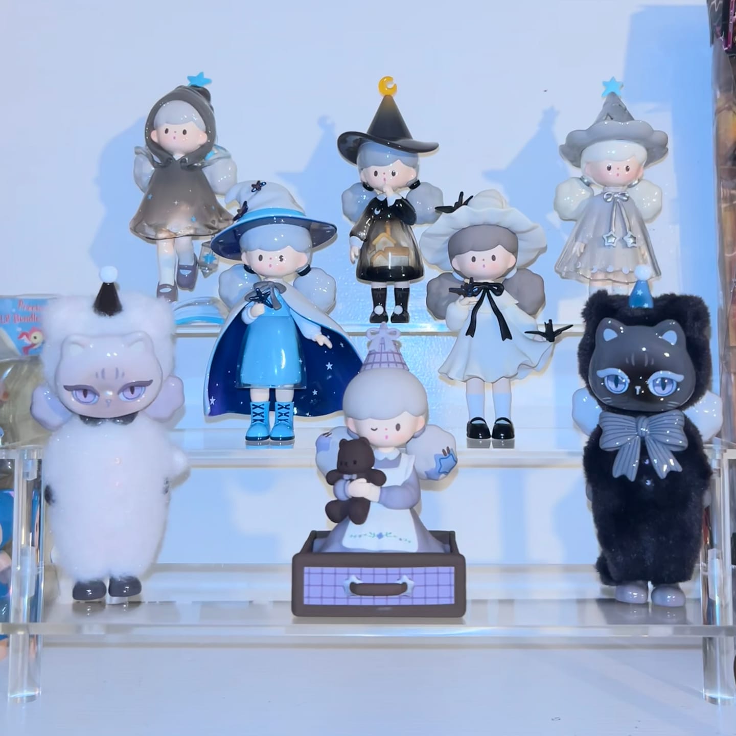 Customer photo review of Molinta Chasing Light Series Blind Box