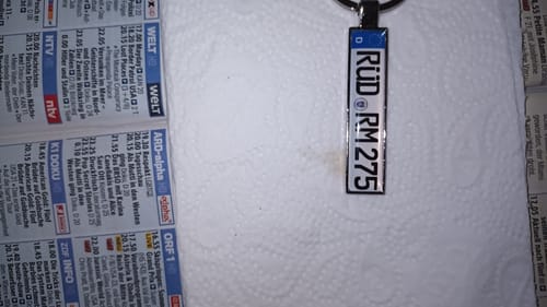 Customer photo review of Kennzeichen Schlüsselanhänger Mini Nummernschild Metall