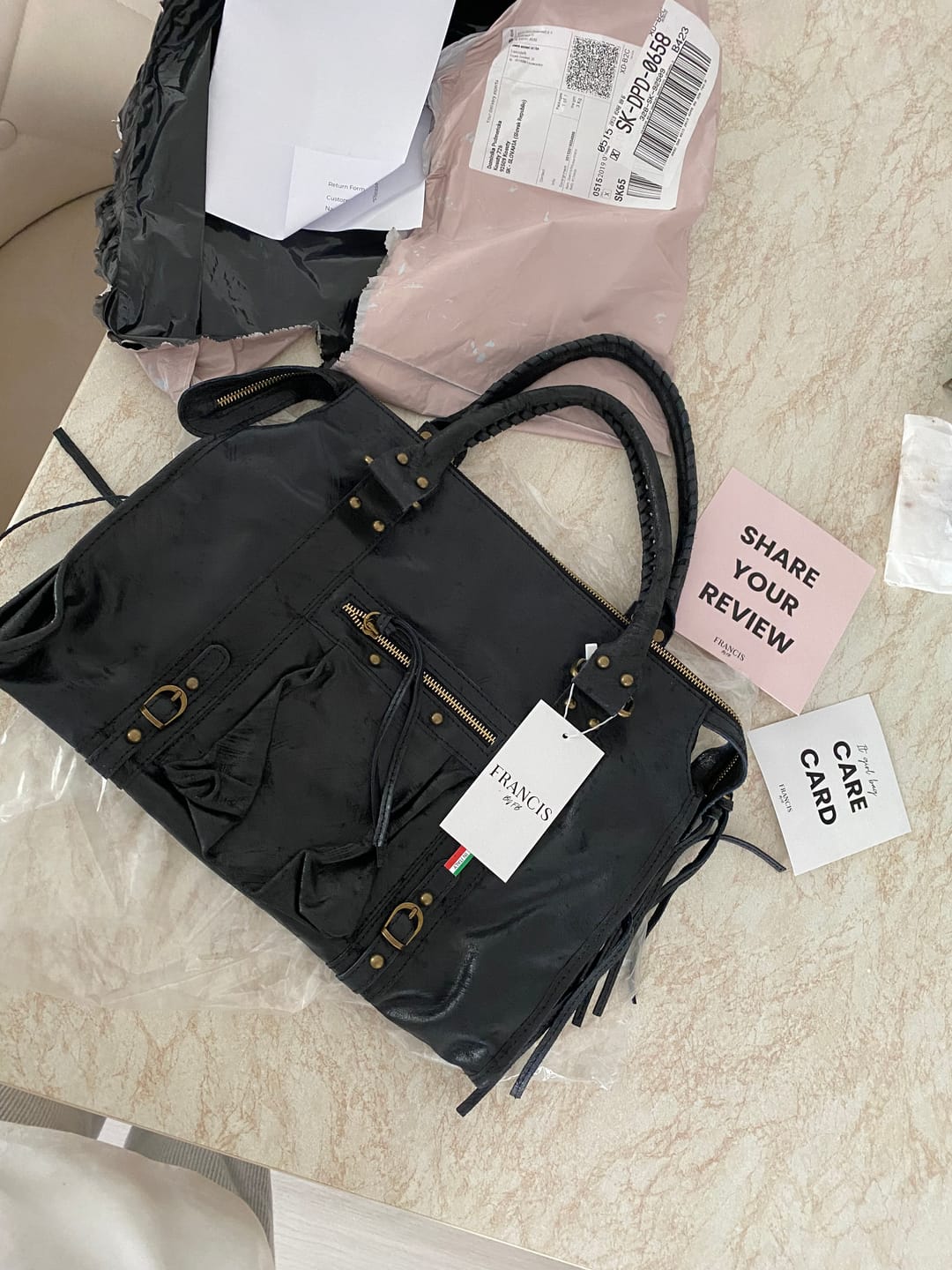 Customer photo review of It girl bag black