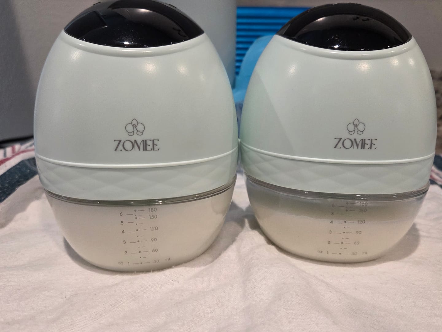 Customer photo review of Zomee Fit Wearable Hands Free Breast Pump