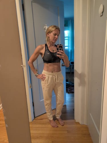 Customer photo review of Women's Fleece Jogger