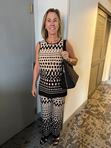 Customer photo review of Joseph Ribkoff Black/Dune Geometric Pull On Wide Leg Pants 251188