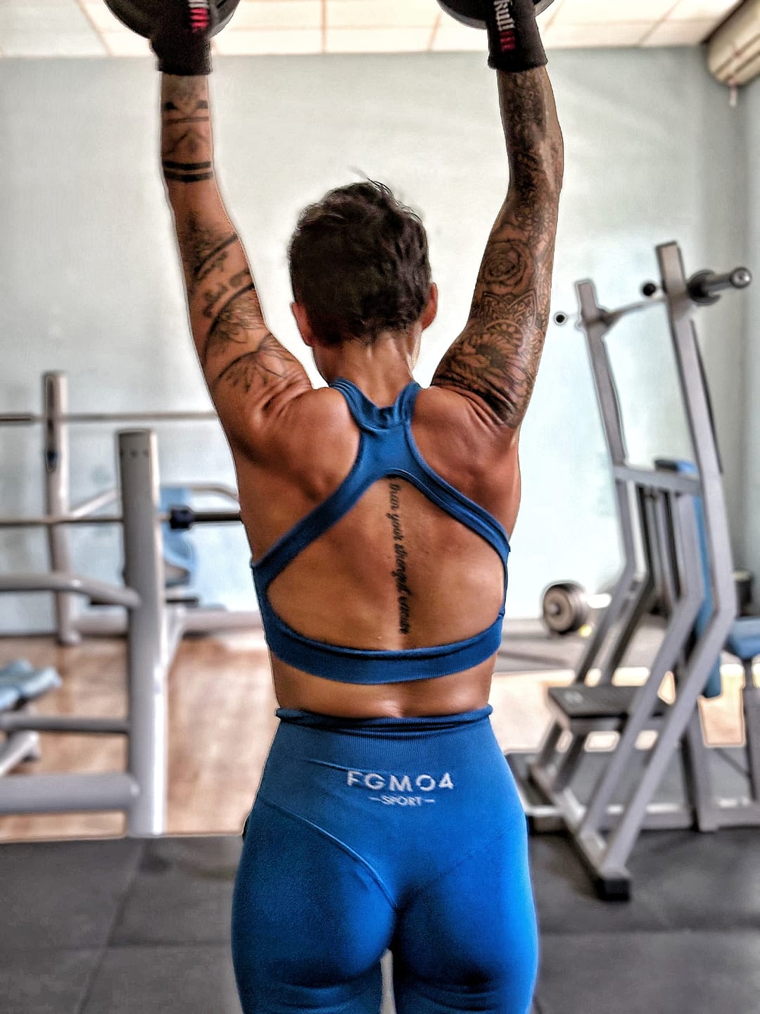 Customer photo review of Top Olimpia Blu Accidia