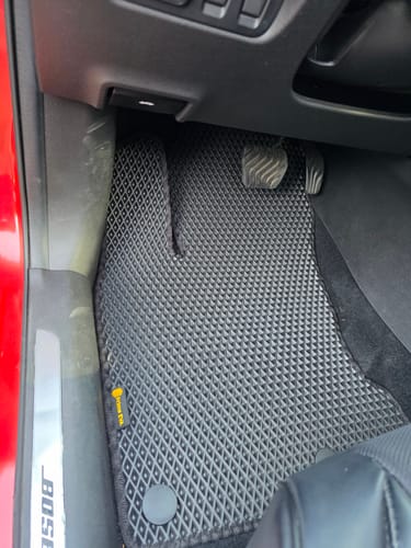Customer photo review of Auto Fußmatten nach Maß - Vorne
