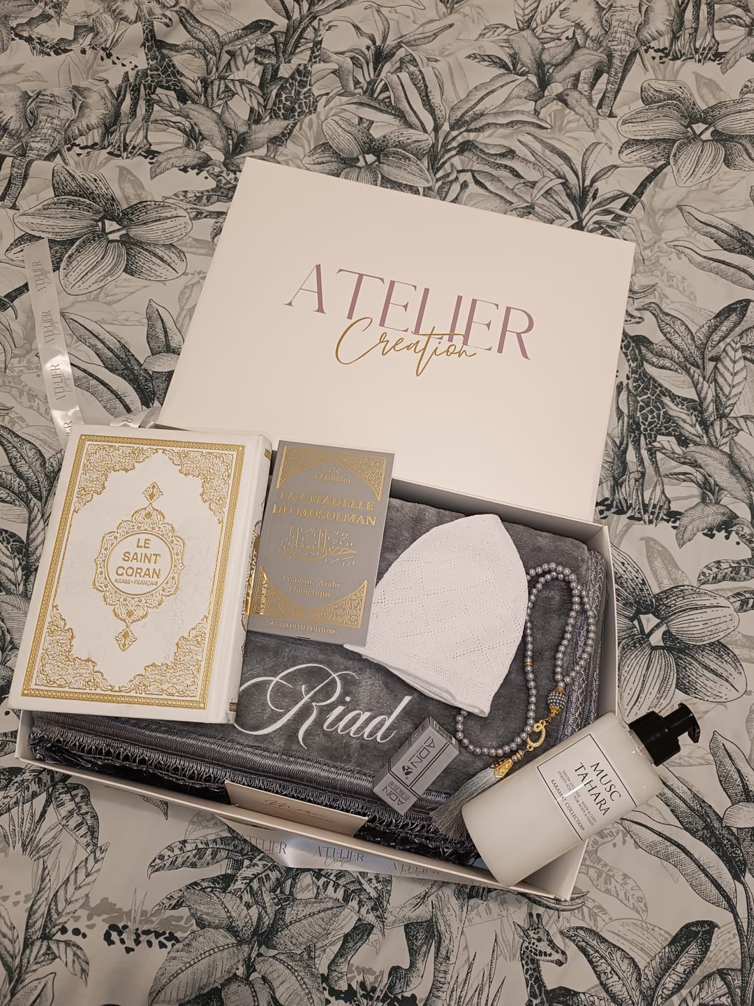 Customer photo review of Tapis de prière épais à personnaliser gris